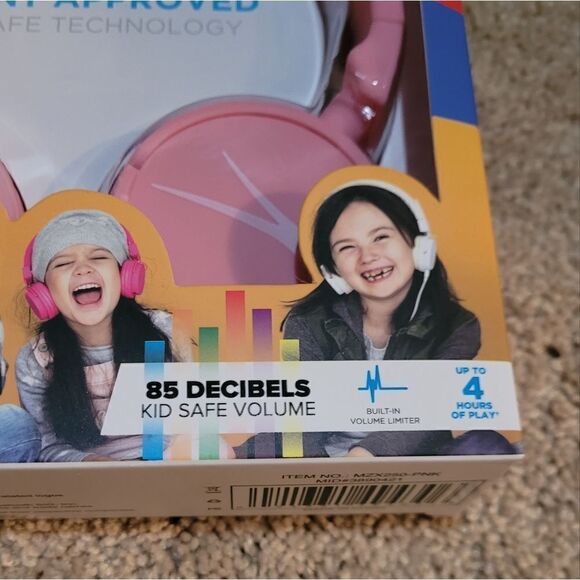 NIB Kid Safe Wireless & Wired Headphones Bluetooth Pink - Picture 5 of 5